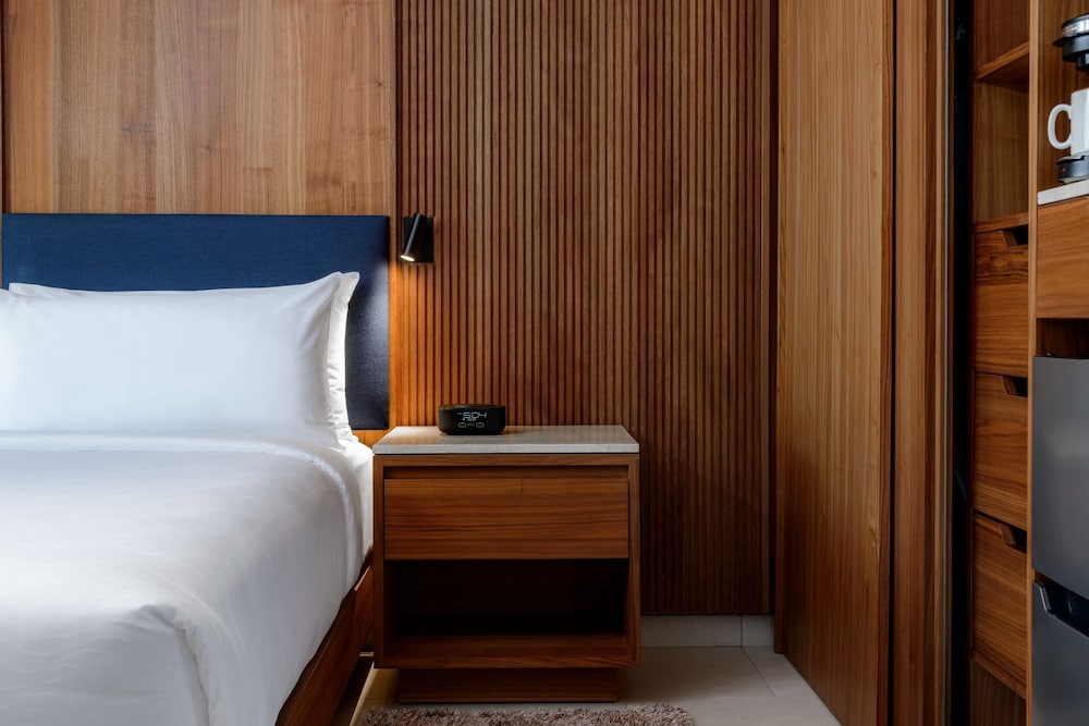 Resort View Room - King Bed - Photo 2