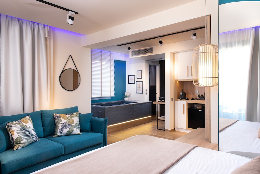 Deluxe Suite photo 3