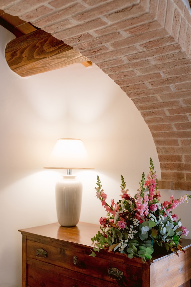 Classic Double or Twin Room (Maurino 2)