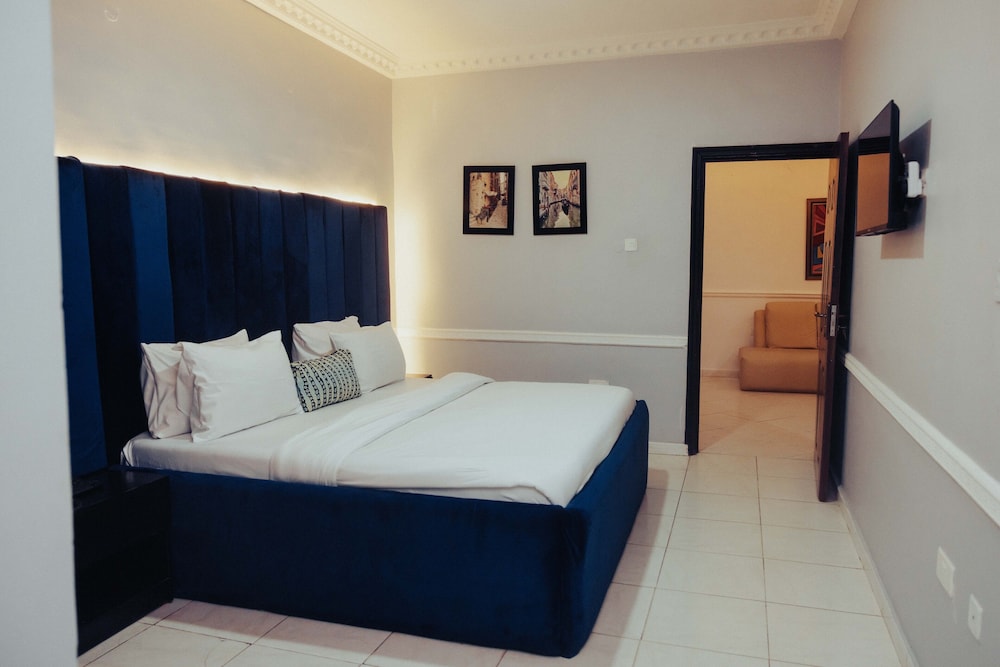 Two Bedroom Suite photo 1