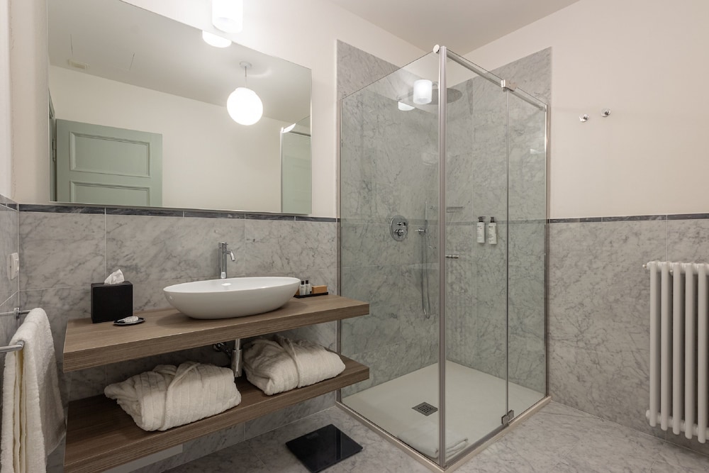 Two-Bedroom Suite Camelia - Photo 17