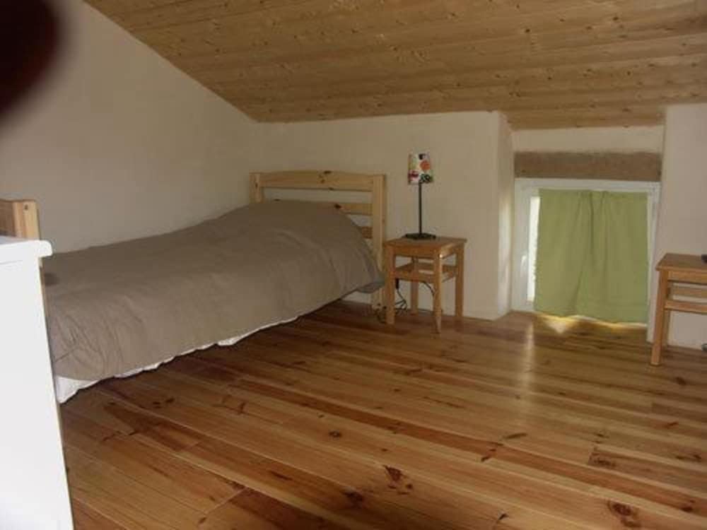 Romantic House, 2 Bedrooms photo 1
