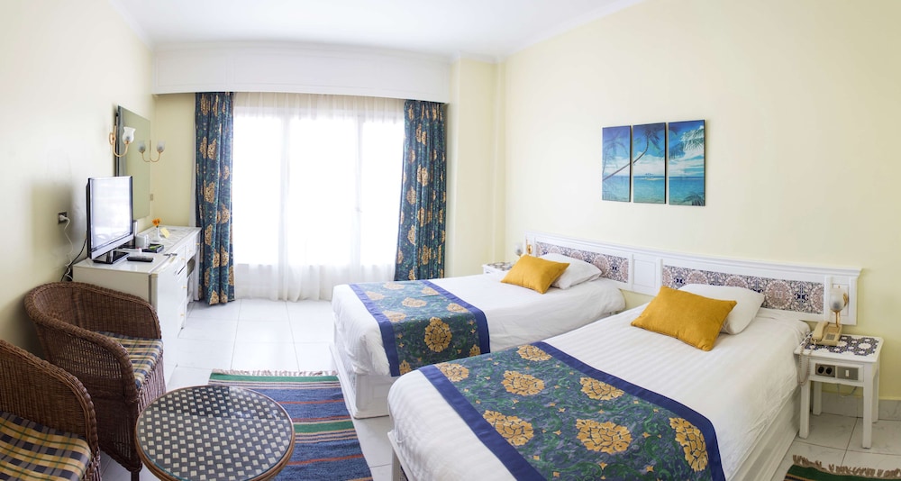 Double or Twin Room, Garden View photo 1