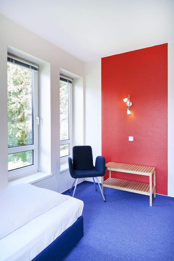 Single Room photo 2