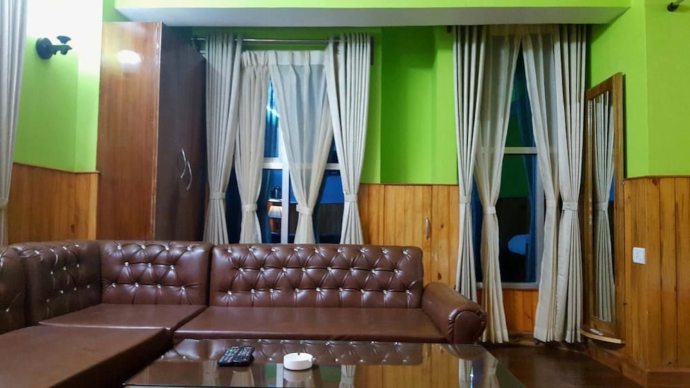 Executive Double Room, 1 Queen Bed With Sofa Bed, Hill View