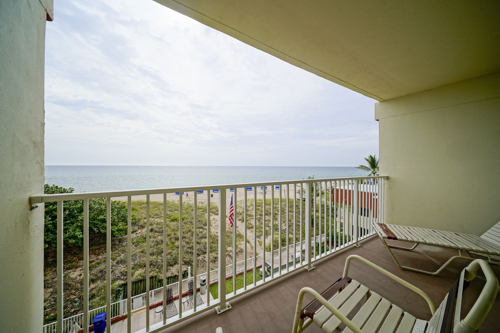 Studio, Kitchen, Oceanfront