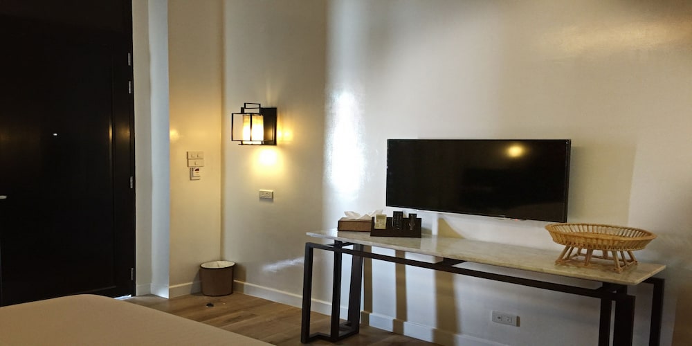 Superior Room, 1 Double or 2 Twin Beds - Photo 11
