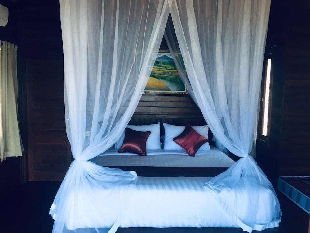 Deluxe Double Room, 1 Queen Bed, Ocean View - Photo 2
