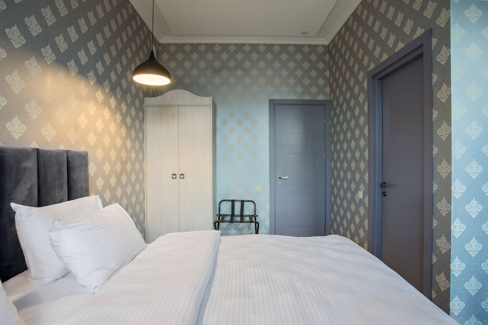 Deluxe Room, Balcony