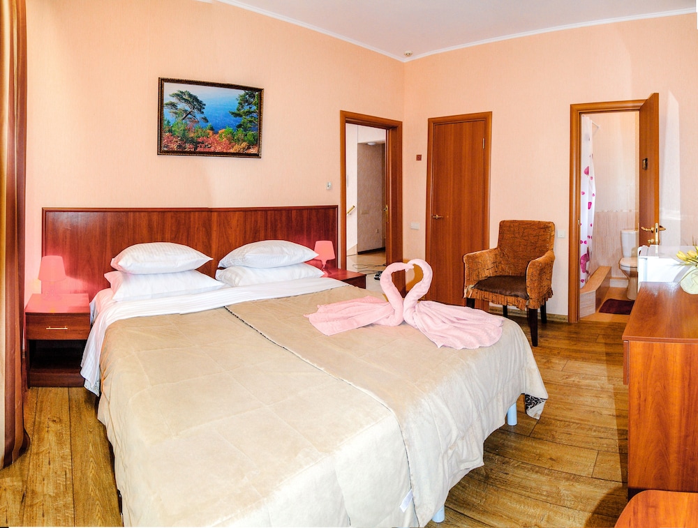 Standard Twin Room (Extra Bed) photo 2