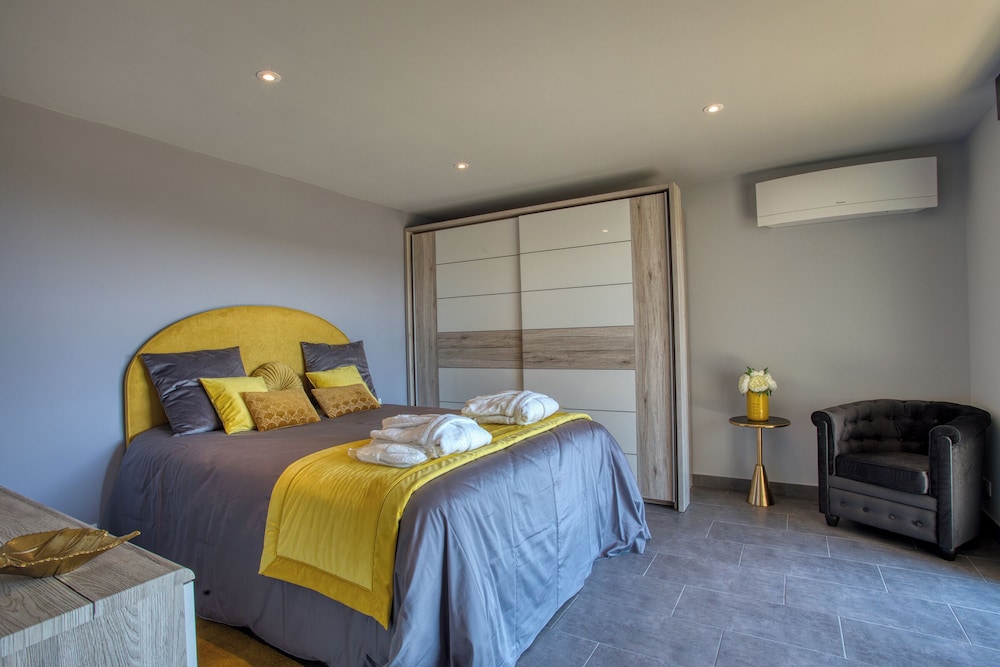 Comfort Apartment, Valley View