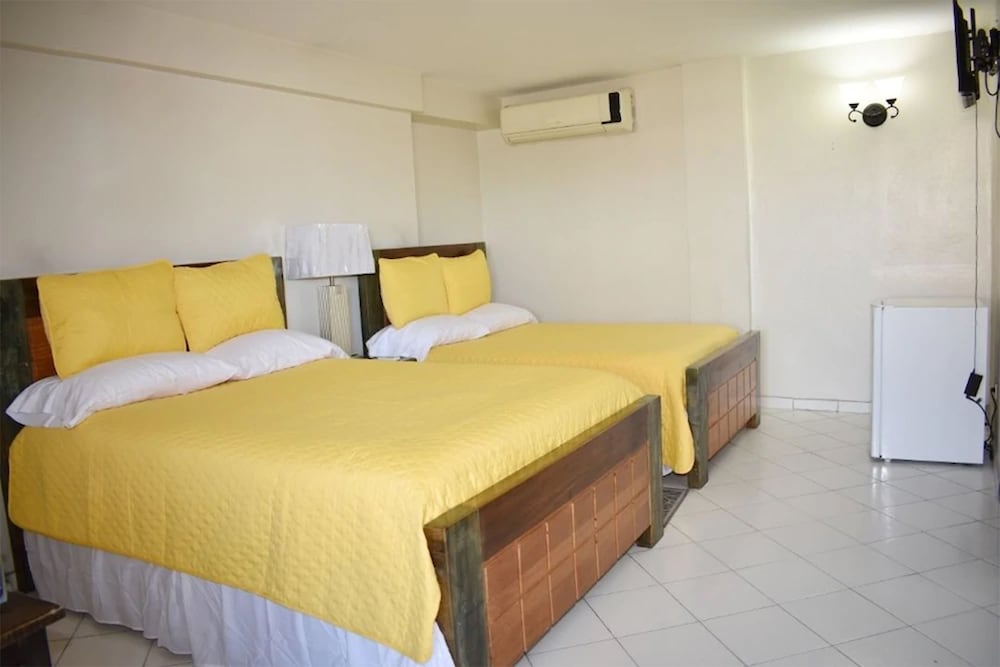 Standard Double Room, 2 Twin Beds, Non Smoking photo 2