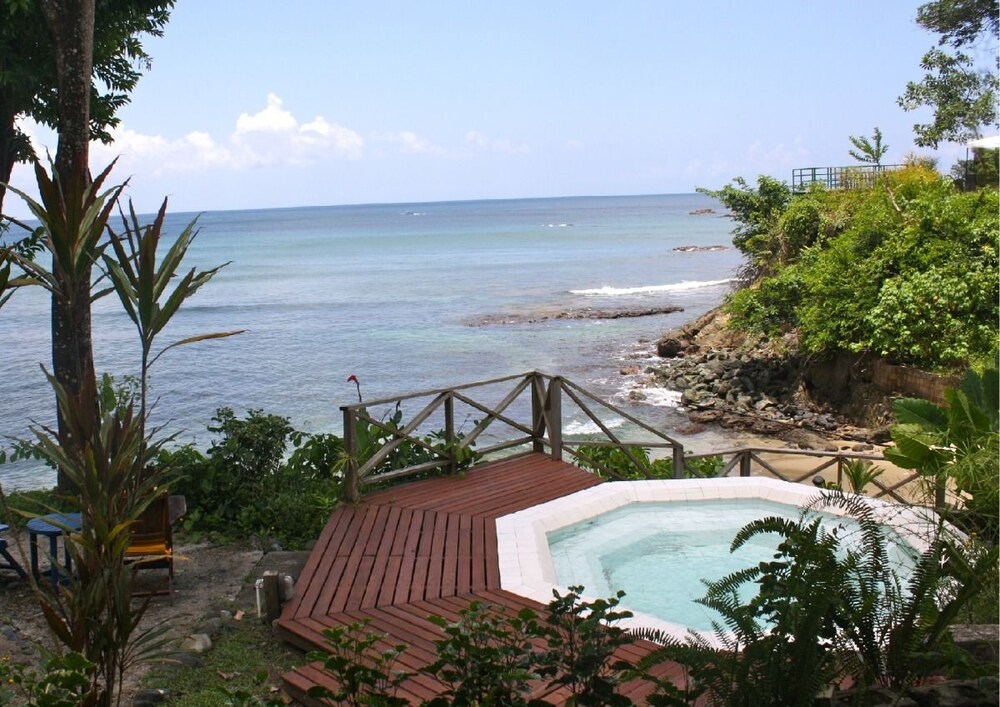 Signature Chalet, 2 Bedrooms, Private Pool, Ocean View photo 1
