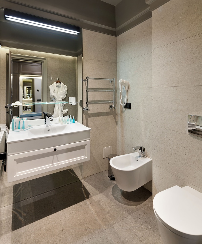 Suite photo 1
