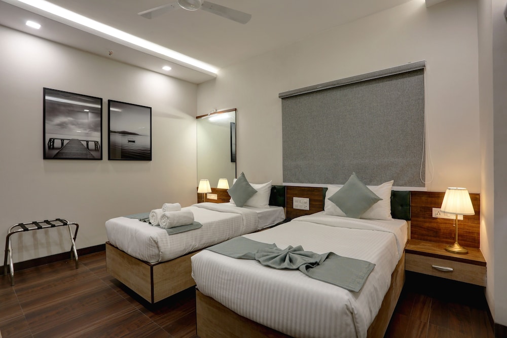 Executive Room - Photo 2