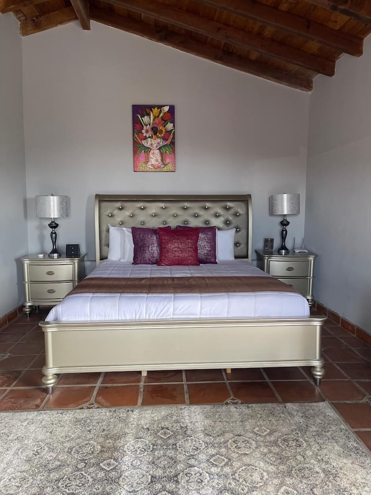 Single Room, Air conditioning, Mountain View photo 1