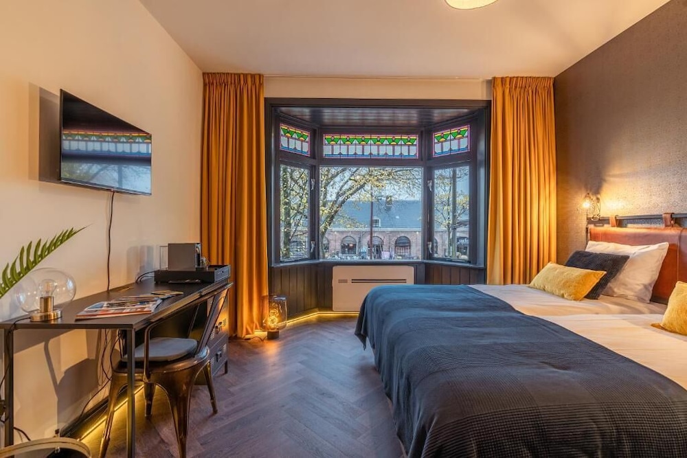Standard Double Room, City View photo 1