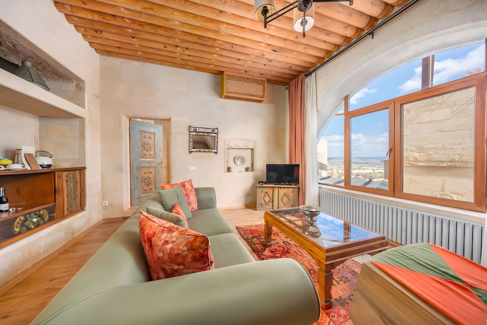 Family Suite - Photo 11