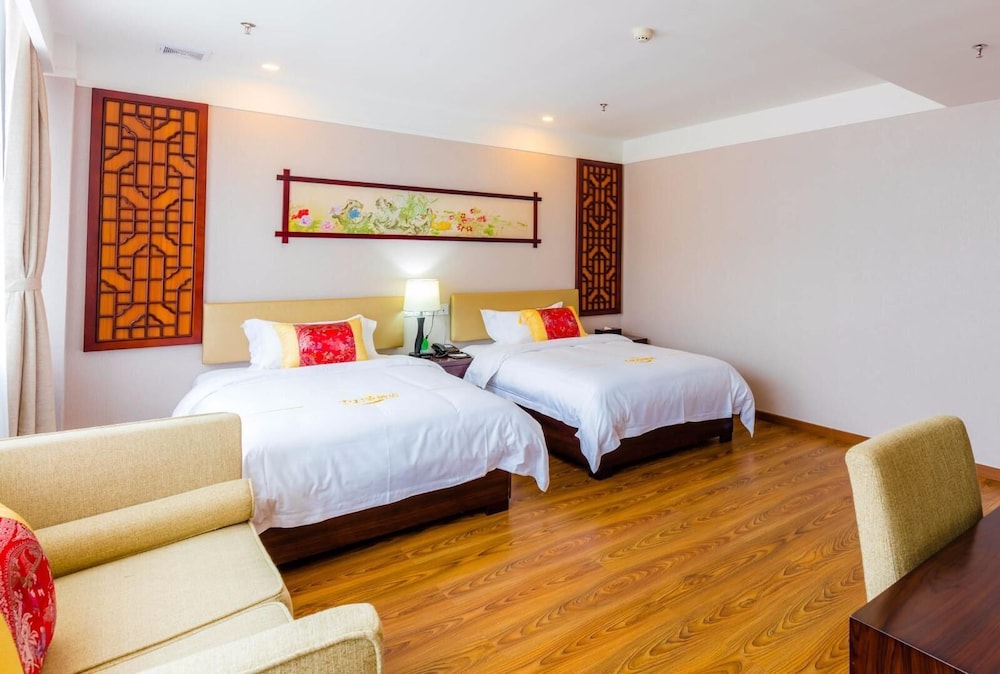 Deluxe Twin Room photo 2