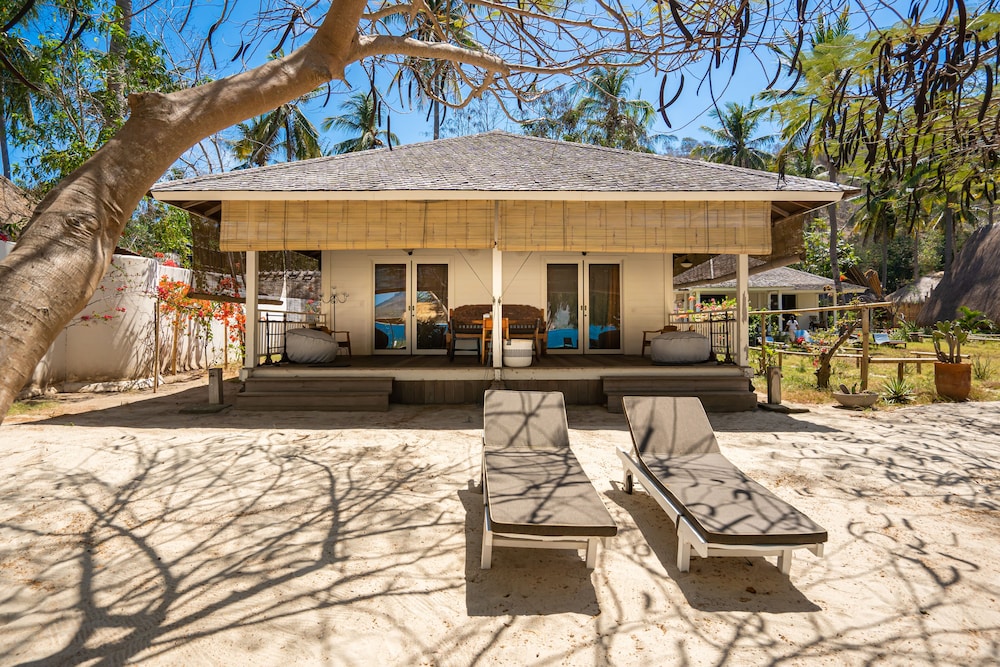 Beach Front Layar - Photo 2