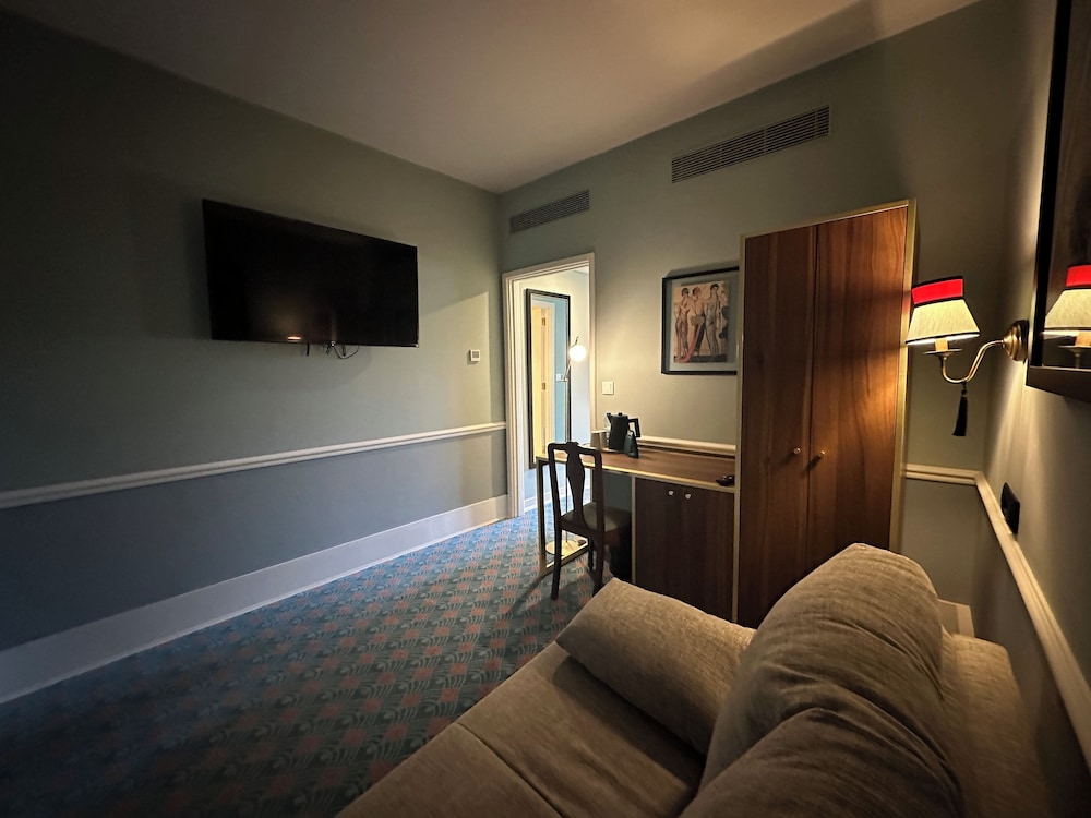 Junior Suite - Photo 2