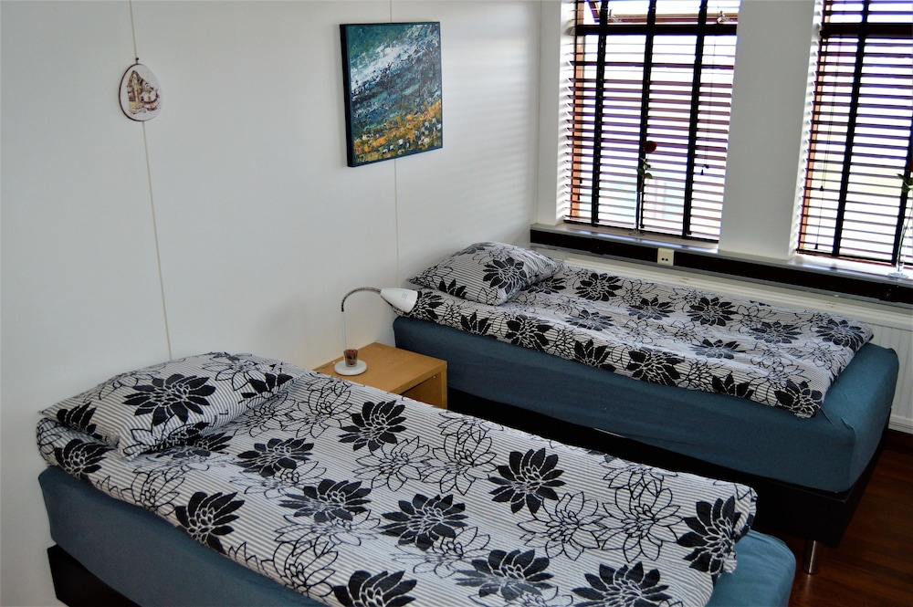 Deluxe Apartment, 3 Bedrooms photo 3
