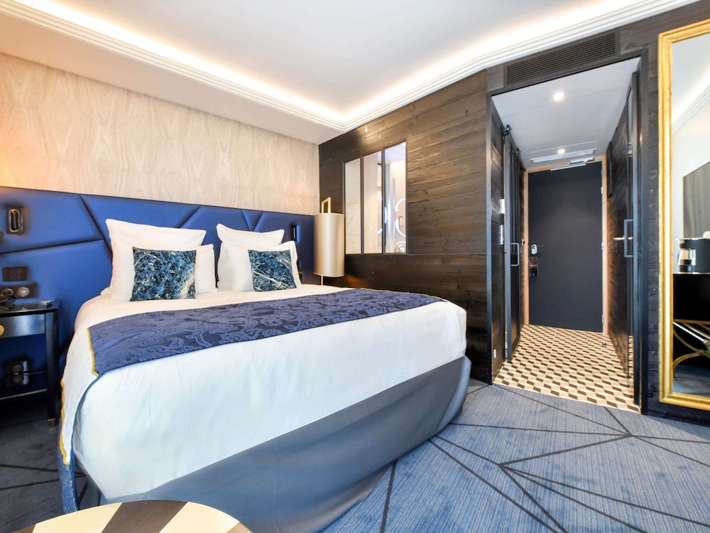 Superior Room, 1 Queen Bed - Photo 1