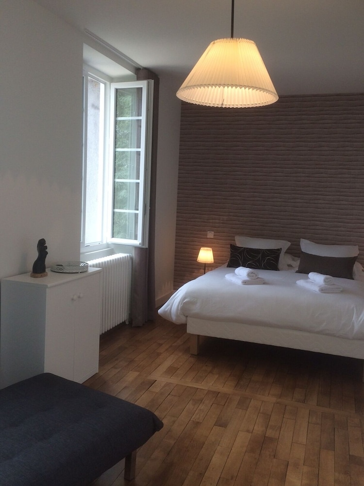 Triple Room, Private Bathroom (Marie-Josephine) photo 3