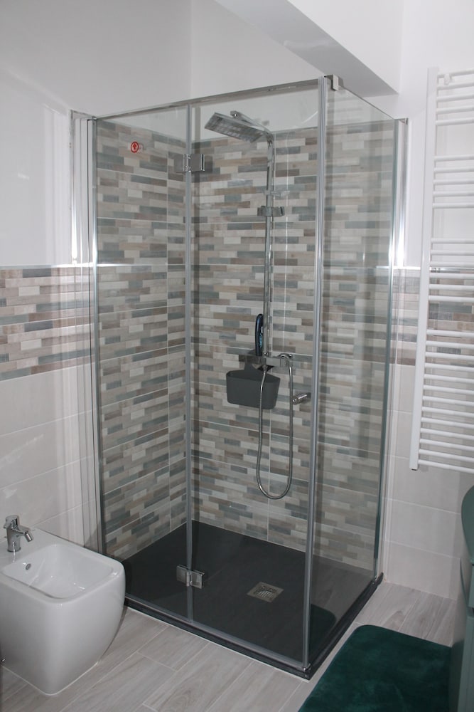 Deluxe Condo photo 3