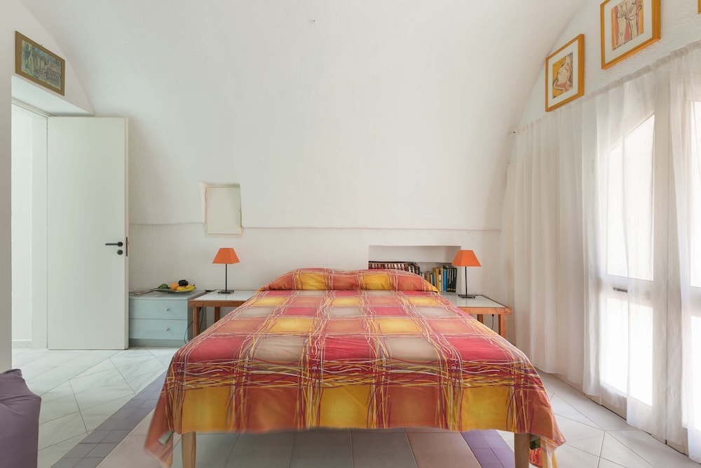 House, 2 Bedrooms (1333)