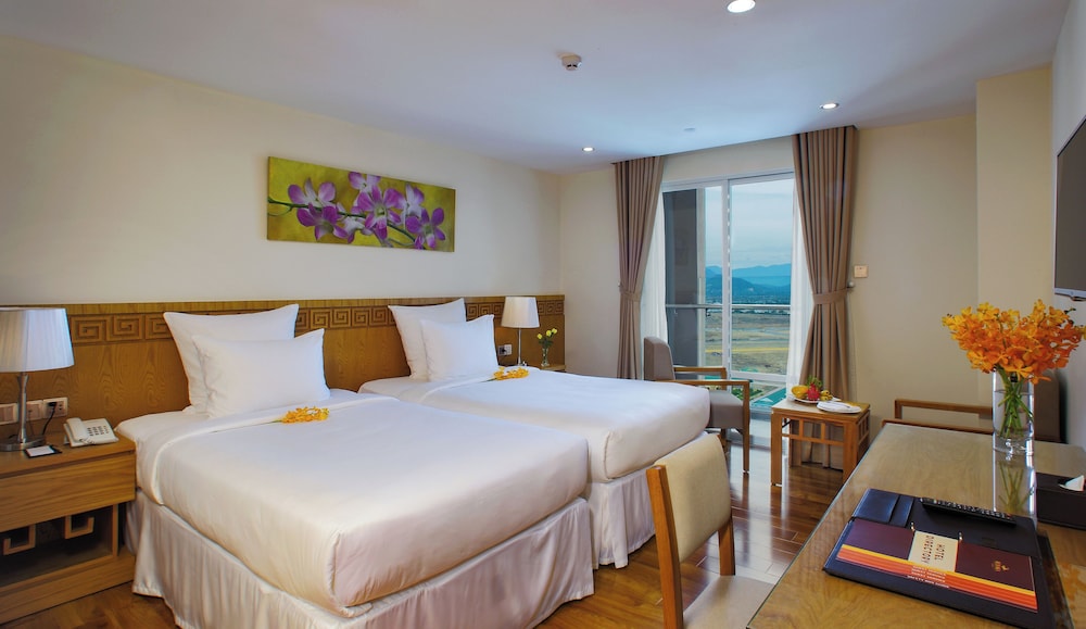 Deluxe Twin Room, 1 Bedroom, Balcony photo 1
