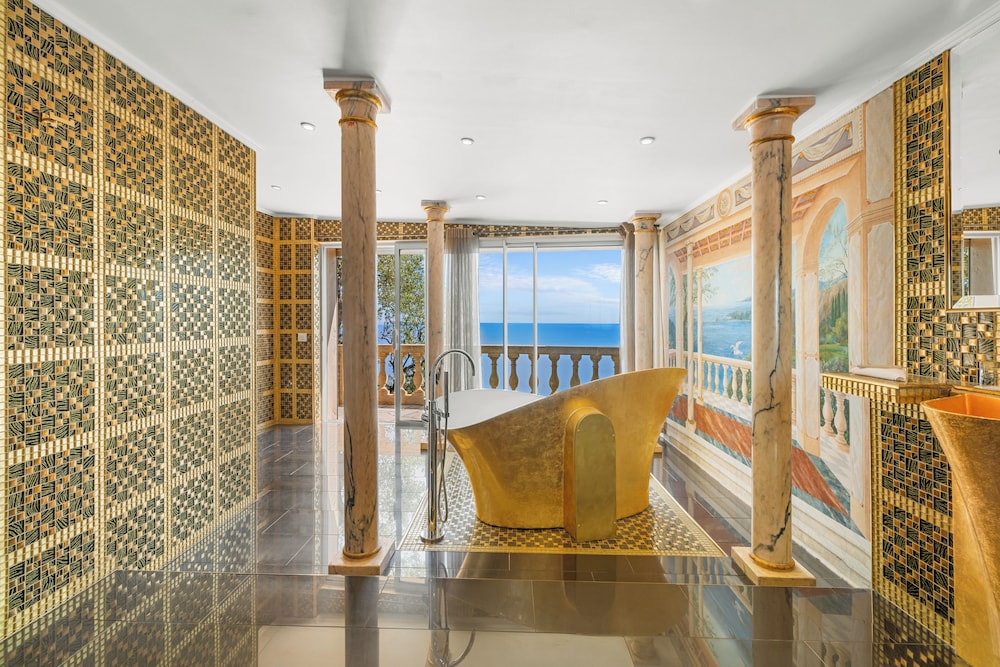 Panoramic Suite photo