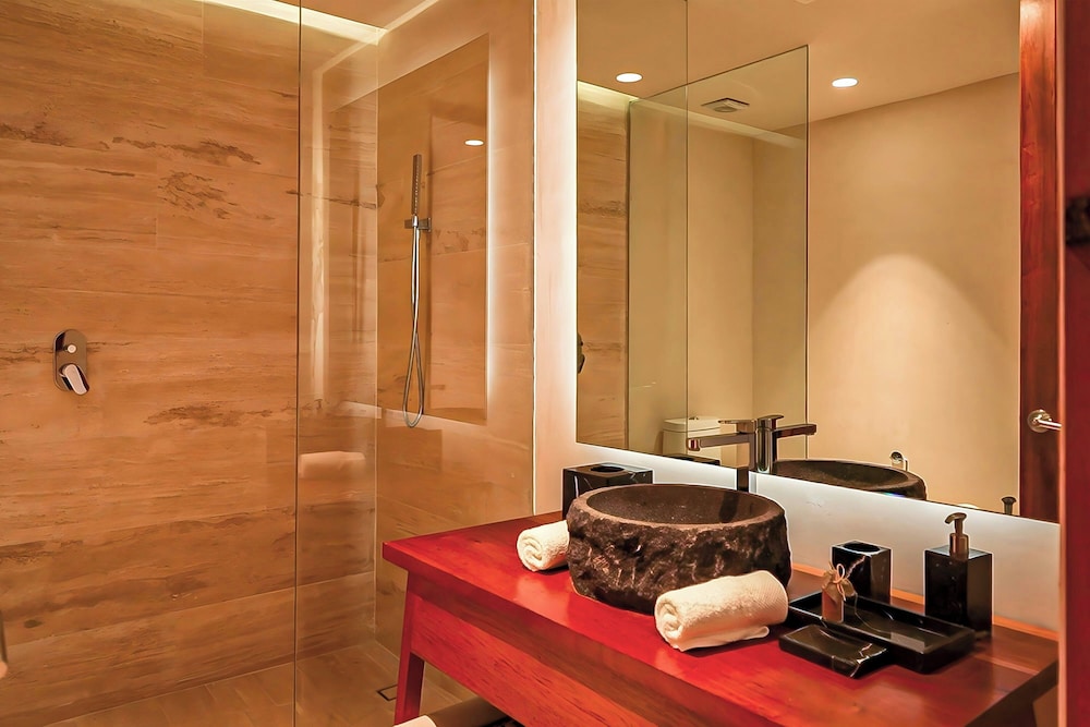 Premium 2 bedroom apartment with 2 bathroom & jacuzzi - Photo 6