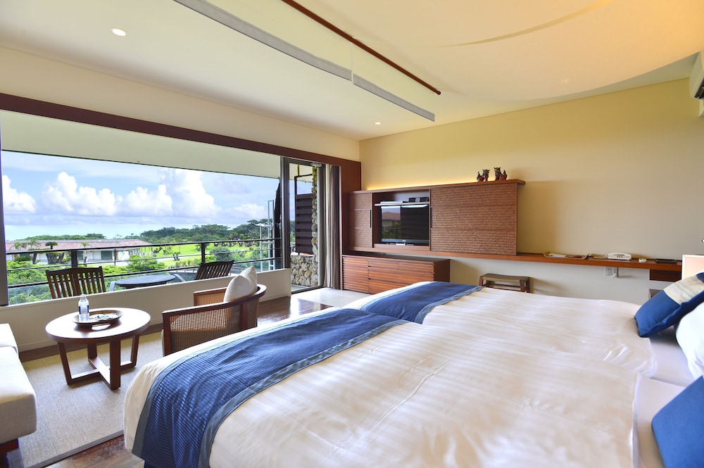 Ocean View Luxury - Photo 4