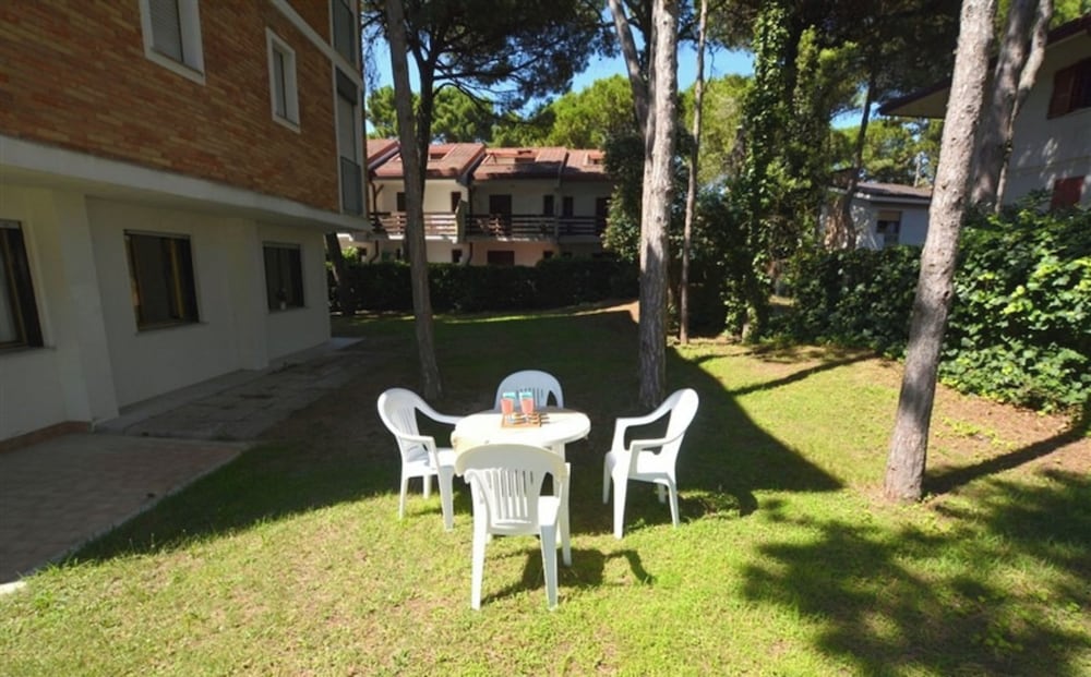 Apartment, 2 Bedrooms, Garden View