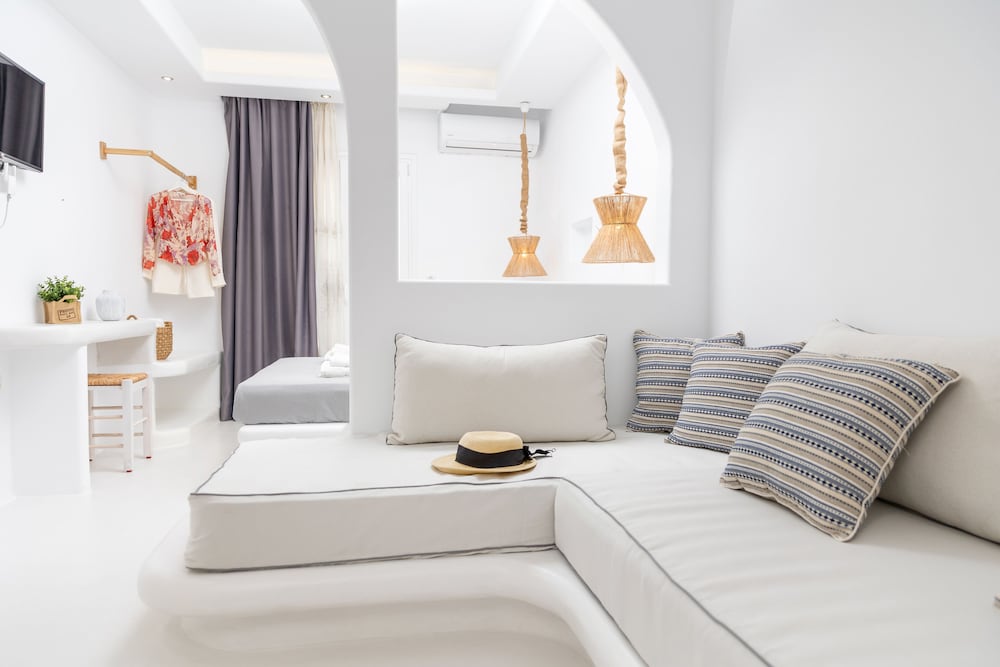 Premium Studio Suite, 1 Queen Bed (Pelagos)