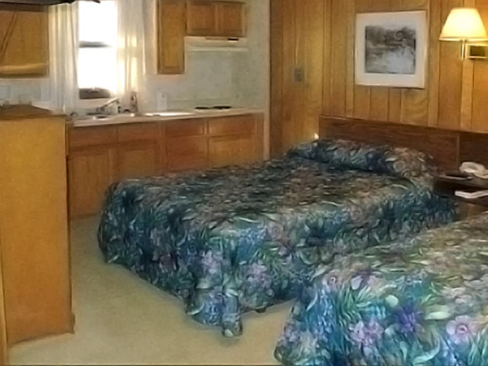 Two Queen Bed Non Smoking photo 1