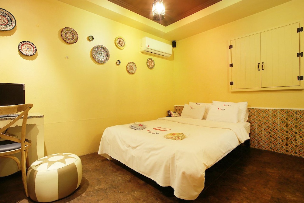 Standard Room photo 1