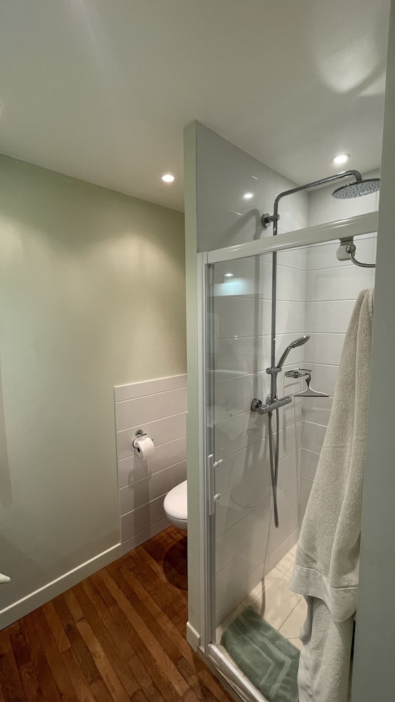 Deluxe Double or Twin Room, Private Bathroom (Chambre Verte) photo 2