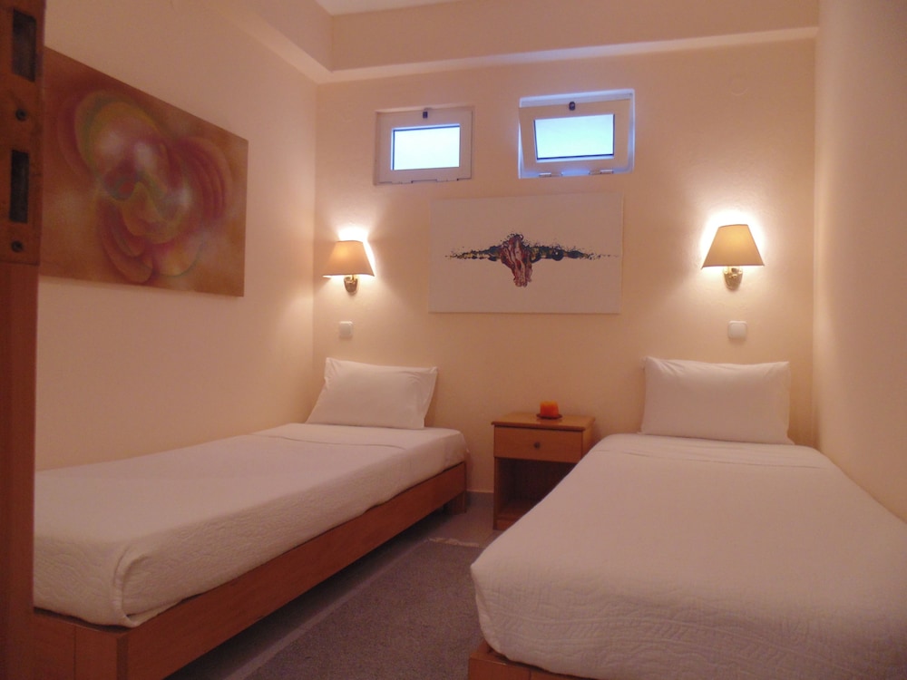 Apartment, 2 Bedrooms - Photo 4
