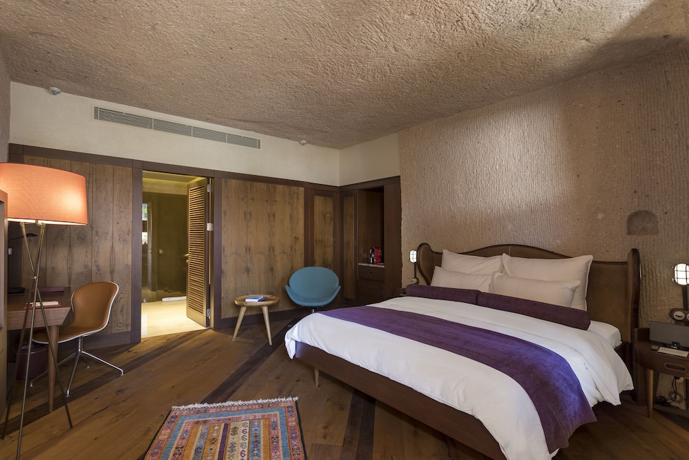 Deluxe Cave Room ( BAU )