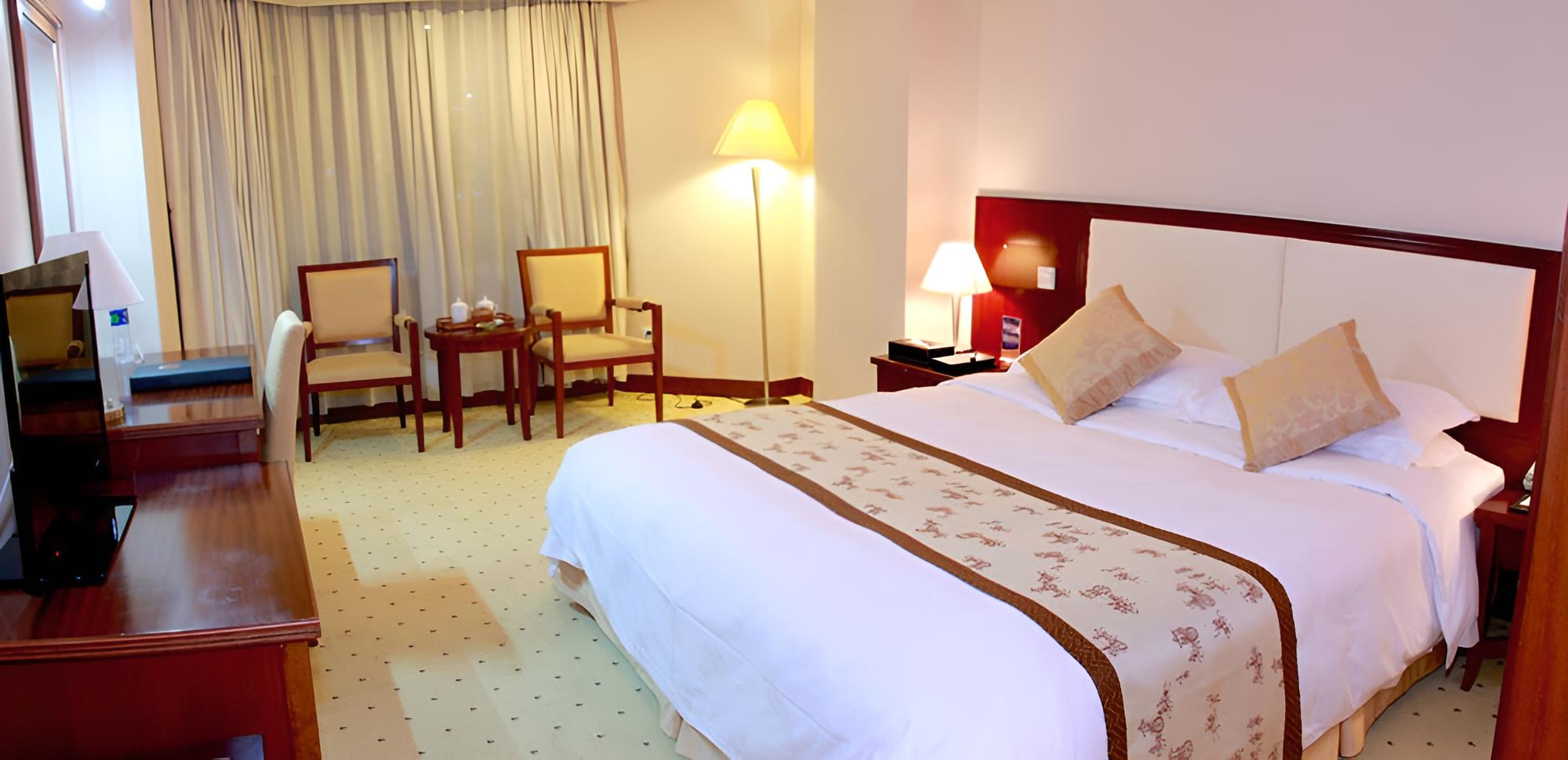 Deluxe King Room