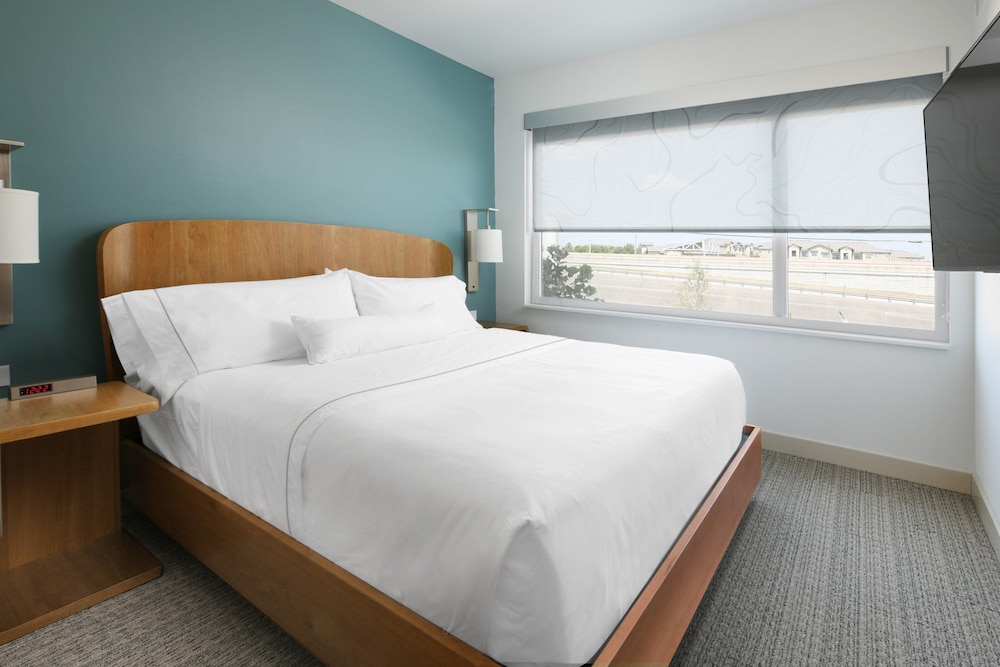 Suite, 1 Bedroom - Photo 3