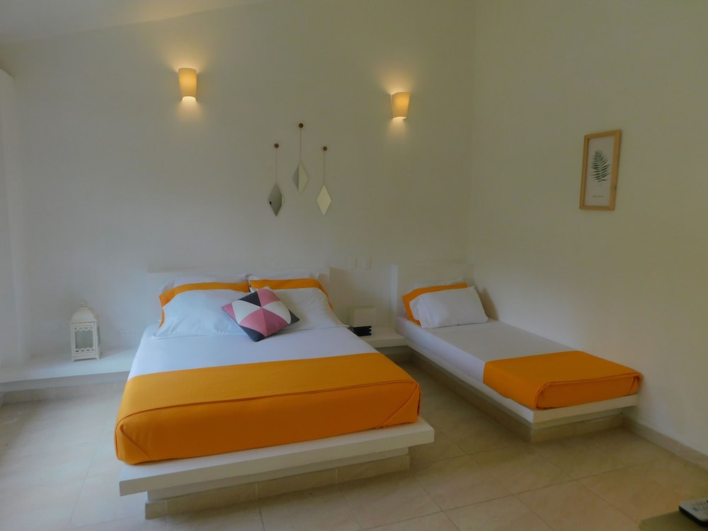 Comfort Room, 1 Double Bed, Non Smoking, City View photo 3