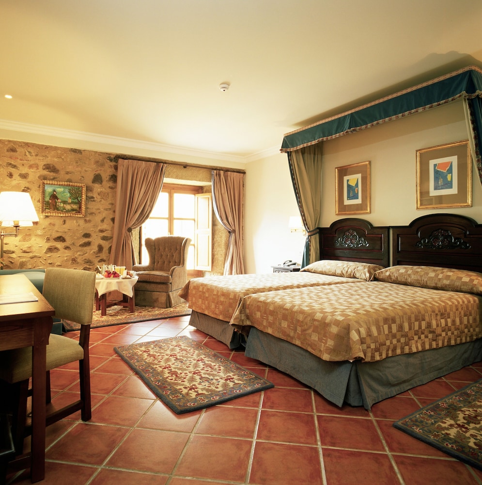 Standard Twin Room photo 2