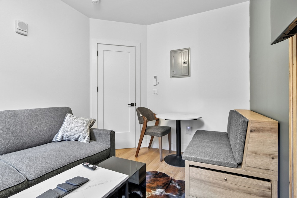 Executive Apartment photo 3