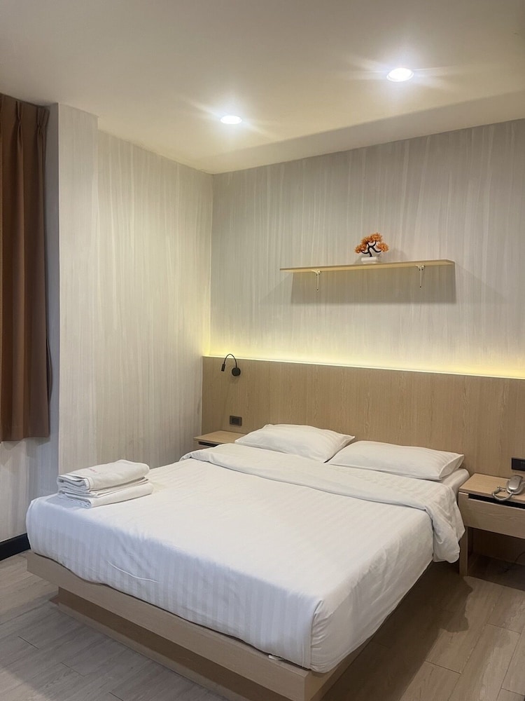 Standard Double or Twin Room, Non Smoking photo 2