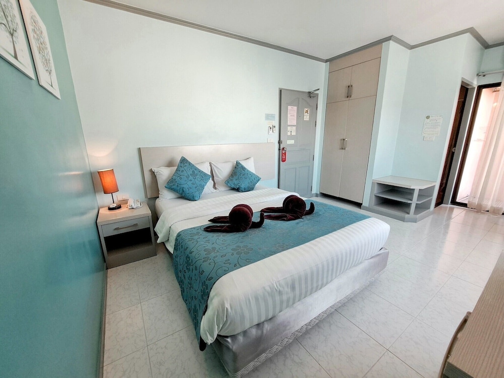 Standard Room, Balcony - Photo 10