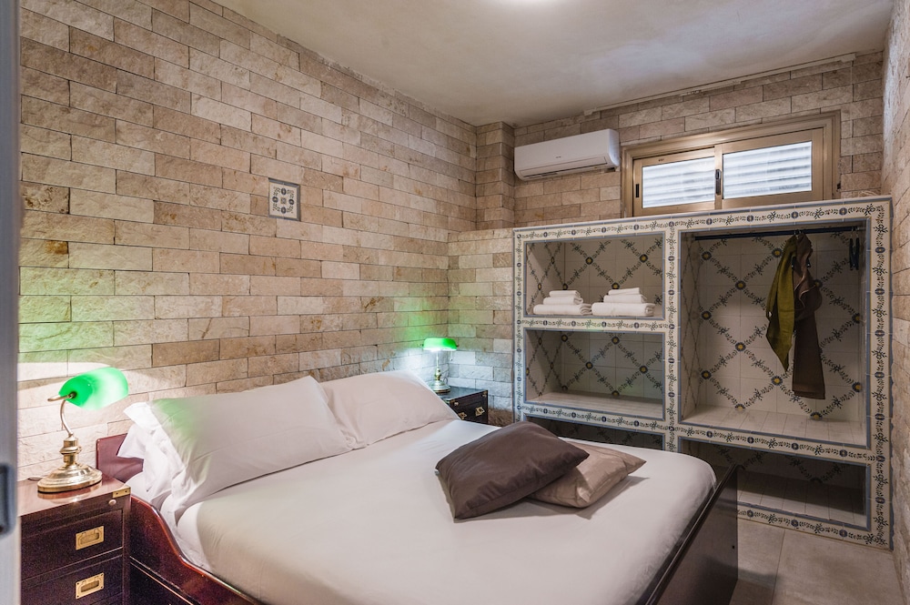 Business Apartment