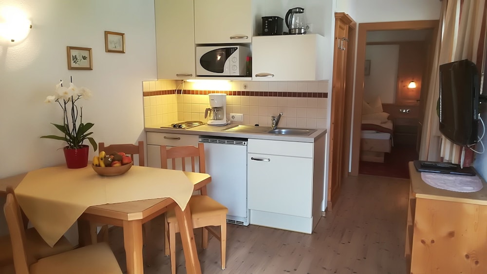 Standard Apartment (2 Adults/plus 45€ final cleaning fee)